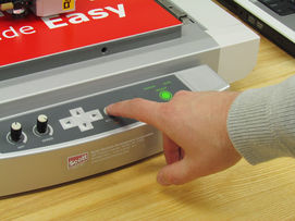 Engraving machine operator training engraver machine spare parts engraving machine control panel Engraving machine operator training engraver machine spare parts engraving machine control panel