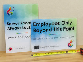 Reverse-printed plexiglass signs for offices Reverse-printed plexiglass signs for offices
