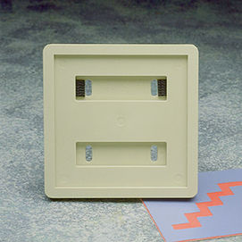 Textured frame surface hides fingerprints Textured frame surface hides fingerprints